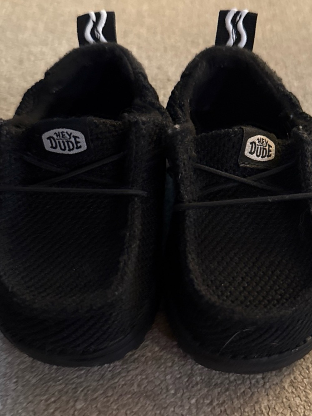 Size 3c hey dudes slip on